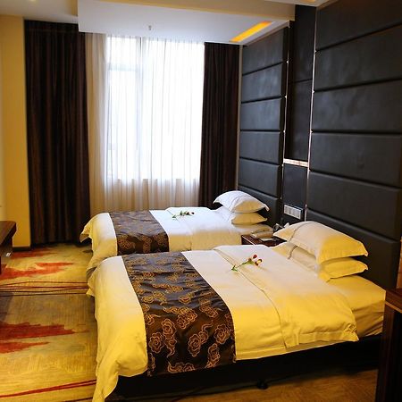 Lavande Hotel Wuhan Railway Station Kültér fotó