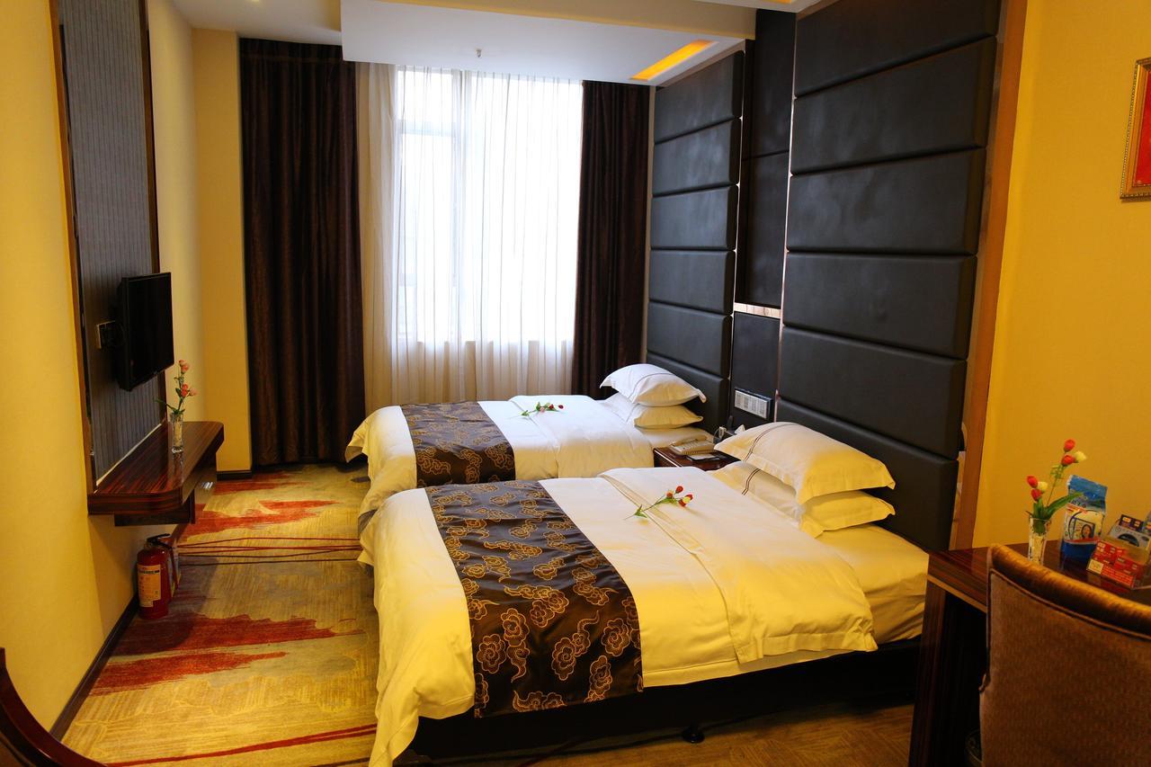 Lavande Hotel Wuhan Railway Station Kültér fotó