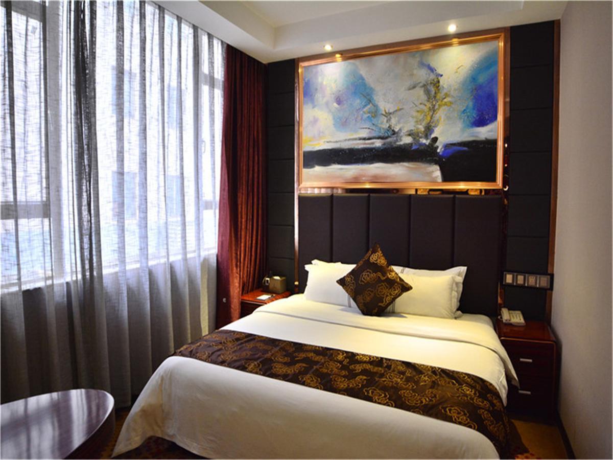 Lavande Hotel Wuhan Railway Station Kültér fotó